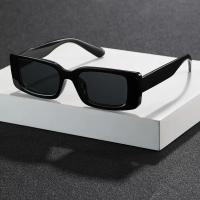 Gafas de Sol con Montura Cuadrada Gafas Negras de Moda para Hombres y Mujeres - details 0