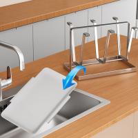 Soporte para 6 vasos de vidrio con base antideslizante, ahorra espacio, de acero inoxidable, con bandeja escurridora de botellas para bar. - details 4