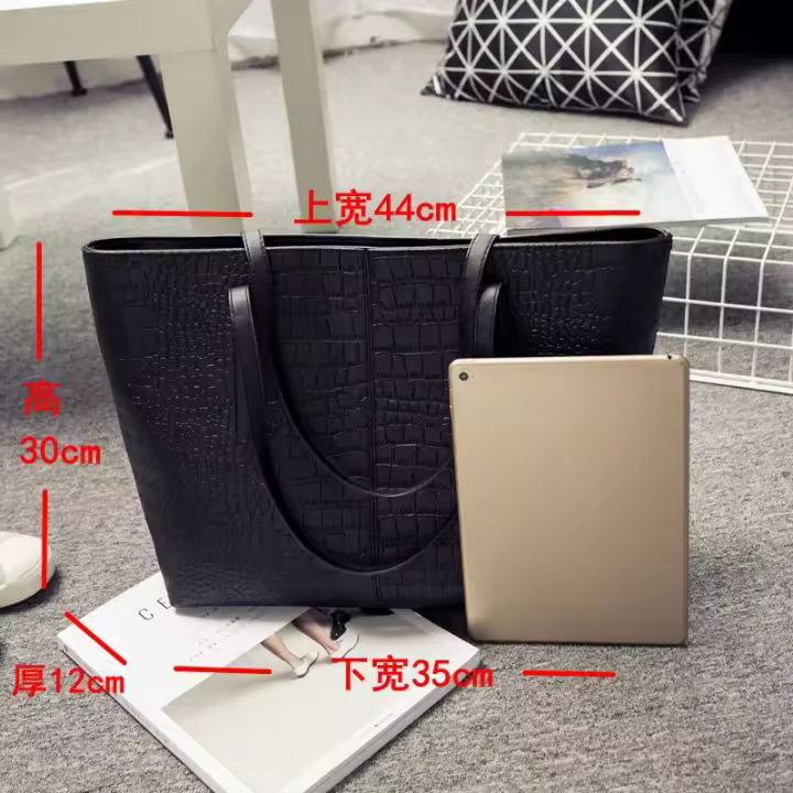Nueva bolsa texturizada de verano para mujer, de alta gama, portátil, bolso de mano negro impermeable, bolso de gran capacidad. - 1