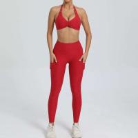 Traje de entrenamiento de gimnasia reforzado deportivo para mujer, ropa deportiva para mujer, traje de yoga rojo, negro y rosa 2024 - details 11
