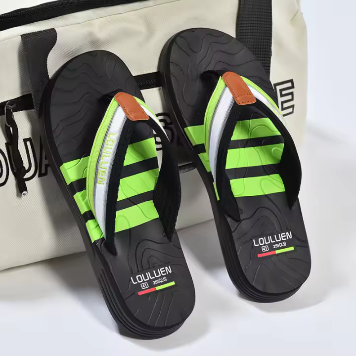 Nuevas Sandalias de Hombre de Verano Zapatillas Antideslizantes Personalizadas al Estilo Coreano - 1