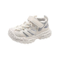 Zapatos deportivos para niños primavera y verano nuevos niños y estudiantes sandalias de marco hueco niña bebé estilo extranjero fuera usando zapatos de papá - details 14