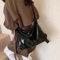 Bolso Hobo sencillo con colgante de bolso de hombro de cuero de PU estilo coreano con cremallera bolso cruzado de Color sólido bolso de mujer - details 5