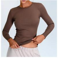 Top deportivo transpirable de manga larga con hombros descubiertos para mujer - details 12