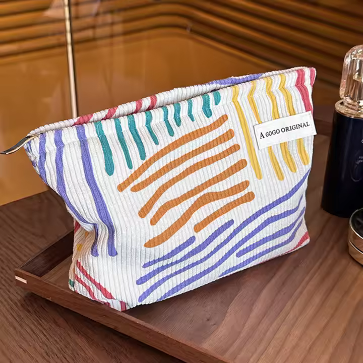 Bolso De Maquillaje Para Mujer Gran Capacidad Organizador Portátil De Viaje Bolsa De Lavado Con Cierre De Cremallera Material De Terciopelo - 1