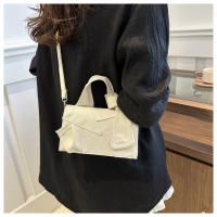 Bolso pequeño portátil de moda versátil, nuevo denim, bolso cuadrado pequeño cruzado de hombro empalmado - details 15