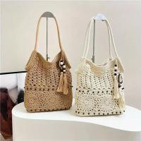 Bolso tejido de hilo de moda con borlas de cuentas de madera, un nuevo bolso de paja con diseños recortados, perfecto para vacaciones y salidas a la playa, un accesorio versátil para mujeres. - details 11