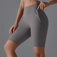 Pantalones cortos de gimnasio de secado rápido con bolsillos para entrenamiento y yoga - details 24