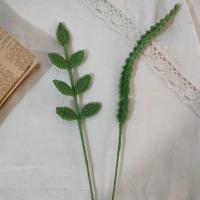 Bonito ramo de rosas tejido a mano, artesanía casera DIY, flores artificiales de ganchillo, ramas de plantas tejidas terminadas, decoración de escritorio para el hogar - details 13