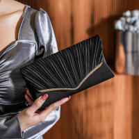 Bolso de noche con cadena para mujer, bolso de hombro para banquetes, comercio electrónico, Europa y Estados Unidos, sobre rojo con boca - details 1