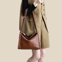 Bolsos Bolsos de mano de gran capacidad de cuero suave para mujer Bolsos de hombro versátiles para viajeros Bolsos de mensajero minimalistas - details 14