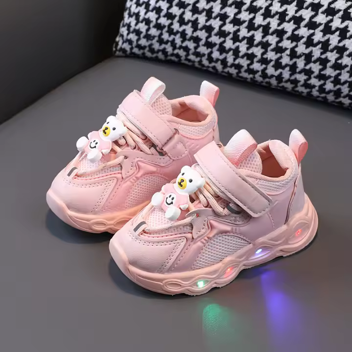 Nuevos zapatos de red para niños de la temporada y tendencia de zapatos para niños pequeños de suela blanda para bebés y niñas - 1