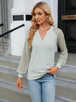 Camiseta holgada de manga larga para mujer, blusa informal de Color liso con costura de encaje y cuello en V, moda de primavera y otoño, 2023 - details 14