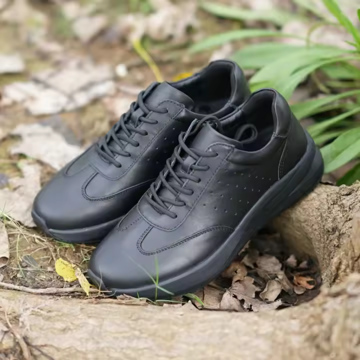 Zapatillas Deportivas y de Ocio para Hombre Nuevo Gabinete de Alta Calidad, Luz para Correr al Aire Libre, Desplazamiento Urbano, Antideslizante y Resistente al Desgaste - 1
