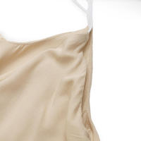 Vestido de color sólido nuevo 2025 con tirantes decorativos y borde largo con volantes para vacaciones de ocio transfronterizas europeas y americanas - details 7