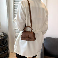 Mini bolso de hombro cruzado de cuero PU vintage para mujer - details 18