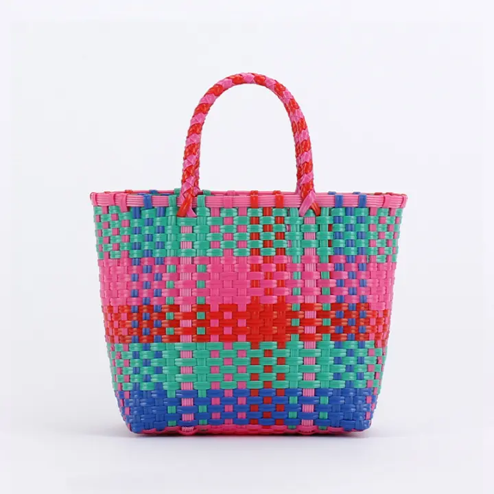 2025 nueva cesta de verduras, bolso de PVC a la moda de verano, bolso tejido a mano, bolso de mano a rayas de retales, bolsos de playa, monederos y bolsos - 1