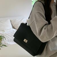 Bolso de mano profesional con solapa y cierre para mujer - Bolso de trabajo de cuero sintético de gran capacidad con cierre de hebilla seguro, correa desmontable - Elegante bolso cruzado/hombro para oficina, viajes, todos los días - Disponible en blanco y - details 4