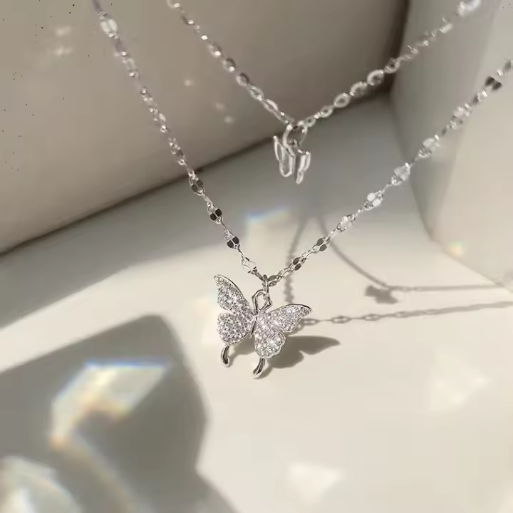 Collar en capas con forma de mariposa doble, colgante de circonita brillante con incrustaciones, regalos de joyería para fiesta - 1