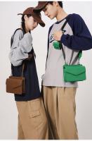 Bolso cuadrado pequeño oscuro Trend Bolso combinado 2 en 1 Bolso de la caja del sobre de cuero de los hombres y las mujeres Bolso pequeño bandolera - details 24