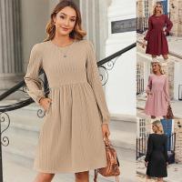 Vestido de manga larga con burbujas y cuello redondo de punto Jacquard para mujer nuevo de otoño e invierno - details 1