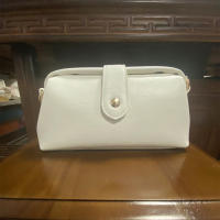 Mini bolso pequeño con clip para mujer, nuevo bolso simple y moderno para teléfono móvil con correa de hombro tipo doctor para mujer - details 6