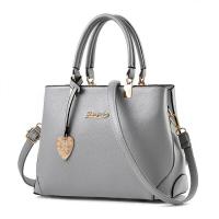 Bolso de gran capacidad, nuevo bolso de hombro simple y moderno para mujer, decoración con colgante de amor, mochila de lujo de alta gama - details 2