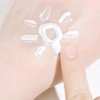 Larga duración para cuerpo y rostro, protector solar resistente al agua, crema protectora para la piel, crema protectora solar facial SPF50+, 60ml - details 5