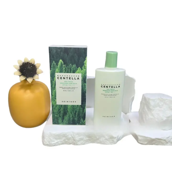 SKIN1004 Skin Care Angel Protector solar Centella Asakusa Air Protector solar físico 50ml - 1