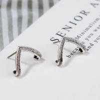 Pendientes De Estilo Punk Vintage Para Hombres Y Mujeres Triángulo Geométrico Unisex Joyería De Fiesta Cool Boys Metal - details 2