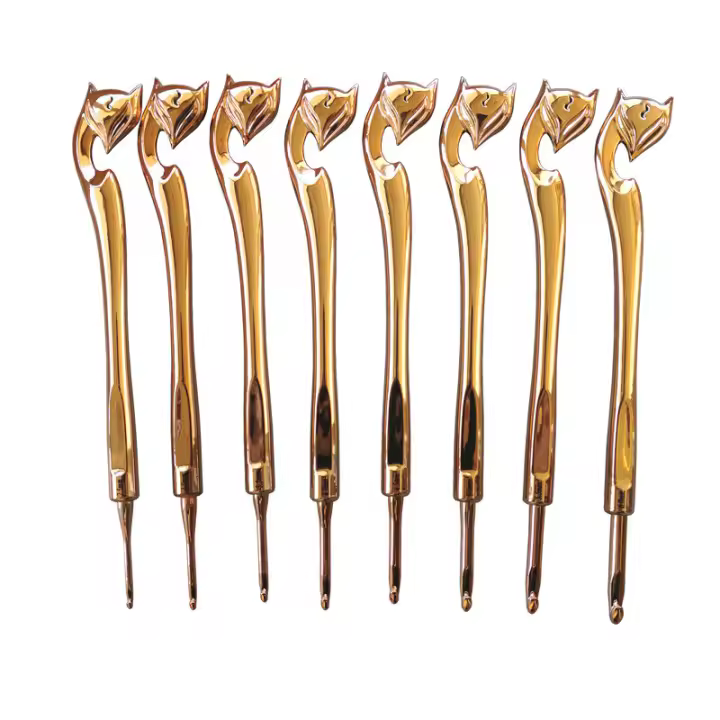 Agujas de Crochet para Bricolaje Set de 8 Agujas de Costura para Artesanías con Yarn Herramienta de Costura DIY Color Oro Rosa Material Alumina + Plástico Hechas en China - 1