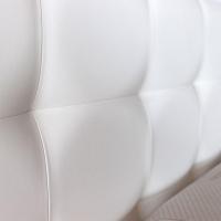 Tapizado Acolchado de Dormitorio Modelo Tablet Largo en Polipiel Blanco y Medida 180 x 125 cm para Camas - details 1