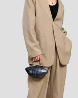 2025 Señoras europeas y americanas Nuevo hombro Crossbody Concha de forma especial Acrílico Moda Boda Cena Bolso de mano Mochila de lujo de alta gama - details 8