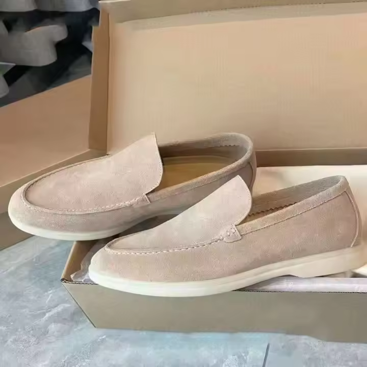2024 Zapatos casuales de yate de moda Botas de tacón largo hasta la rodilla de cuero sintético negro - 1