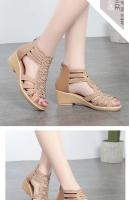 Sandalias Romanas de Cuero Suave Zapatos de Tacón para Mujer Verano 2025 Diseño Casual de Moda - details 13
