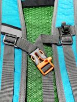 Mochila de gran capacidad 18L Multiusos para senderismo, escalada en montaña, ciclismo todo terreno - Correa ajustable, red para casco incluida, múltiples compartimentos para organización, diseño transpirable con correa de pecho ajustable, incluye silbato - details 14