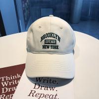 Verano 2025 Gorra de béisbol vintage con bordado de letras, accesorios para hombres, gorra informal con forma de pico de pato para deportes al aire libre para niños y adolescentes para decoración diaria de tela - details 1