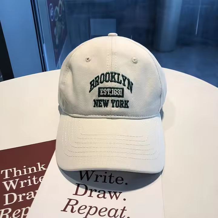 Verano 2025 Gorra de béisbol vintage con bordado de letras, accesorios para hombres, gorra informal con forma de pico de pato para deportes al aire libre para niños y adolescentes para decoración diaria de tela - 1