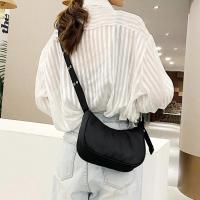 Bolso Hobo de nailon para mujer, bandolera informal de Color sólido, Estilo Vintage, a la moda - details 7