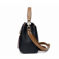 Bolso de hombro pequeño para mujer, bolso cruzado de cuero de PU de diseñador, bolso informal de color sólido - details 14