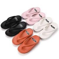 Chanclas de mujer Logo EVA cómodas y ligeras zapatillas de playa de 4 cm de grosor - details 1