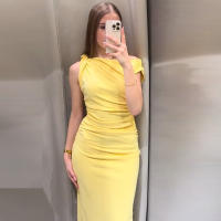 Vestido Amarillo TRAF Para Mujer Elegante Midi Asimétrico Sin Mangas Vestido De Verano 2025 Con Volantes Y Cintura Natural - details 7