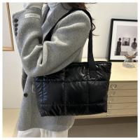 Moda señoras Tote bolsos de gran capacidad de algodón acolchado bolsa de compras rombo bolso portátil acolchado sólido para viajes de ocio - details 39