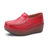 Nuevo sofá cerrado de alta calidad para caminar EVA ani slip cómodo zapatos deportivos informales de moda para mujer talla grande 41 a bajo precio - details 2