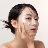 Crema hidratante facial Beauty of Joseon Dynasty para pieles secas con gel limpiador refrescante de ciruela verde tipo poro profundo - details 3