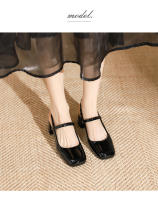 Zapatos de tacón cuadrado con tiras y charol con punta cuadrada - details 8