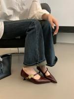 Zapatos Mary Jane con punta francesa, boca poco profunda, estilo retro, tacón delgado, para la noche, con detalles metálicos y florales. - details 20