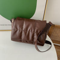 Bolso de hombro de gran capacidad para mujer, bandolera acolchada de diseño de lujo, a la moda, a cuadros, para axila - details 22