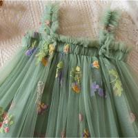 Vestido de malla para niña, niña de verano cubierto con bordado de flores, malla con tirantes verdes, vestido de princesa de playa - details 4