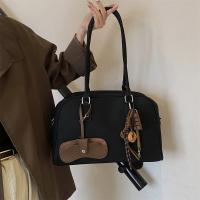 Bolso de mano elegante impermeable con correa ajustable y espacio amplio para uso diario - details 6
